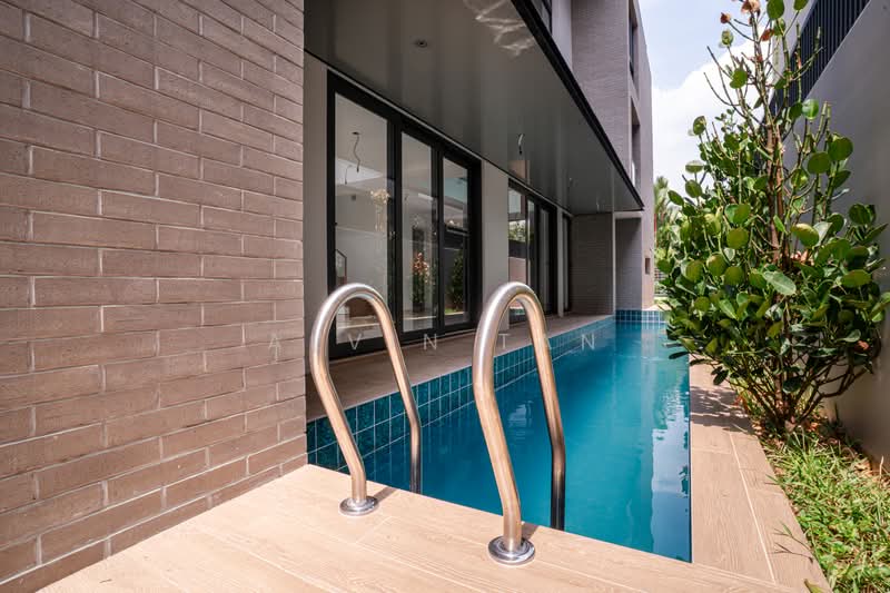 2.5 STRY+ MEZZANINE BRAND NEW BUNGALOW FOR SALE, MATLOCK RISE, 7 Bedrooms, 8,969 sqft, Bungalow House For Sale, by Alvin Tan, 500237197 - Exterior - PropertyGuru.com.sg