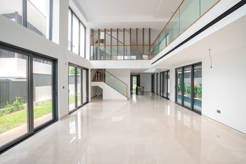 2.5 STRY+ MEZZANINE BRAND NEW BUNGALOW FOR SALE, MATLOCK RISE, 7 Bedrooms, 8,969 sqft, Bungalow House For Sale, by Alvin Tan, 500237197 - Living Room - PropertyGuru.com.sg