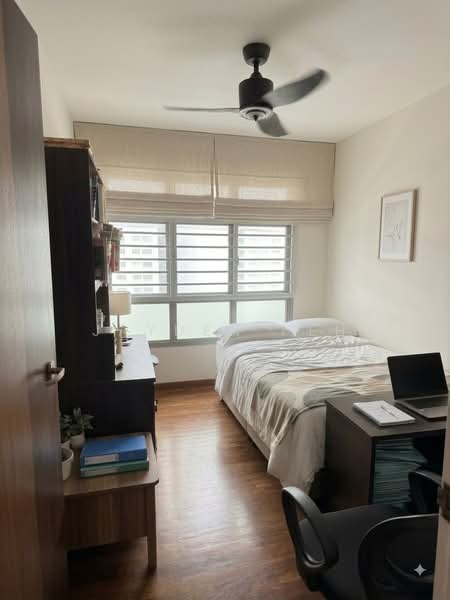 476A Upper Serangoon View, 476A Upper Serangoon View, 2 Bedrooms, 721 sqft, HDB Flat For Sale, by Jayden Peh, 500237212 - Bedroom - PropertyGuru.com.sg