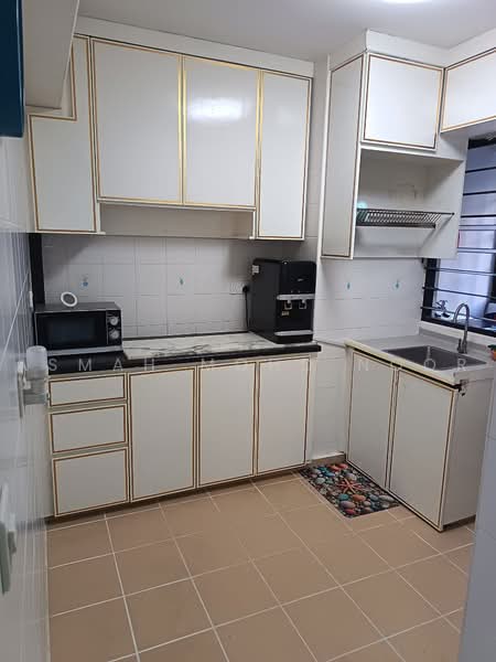 339C Kang Ching Road, 339C Kang Ching Road, 2 Bedrooms, 721 sqft, HDB Flat For Sale, by Asmah Mohd Noor, 500237213 - Kitchen - PropertyGuru.com.sg