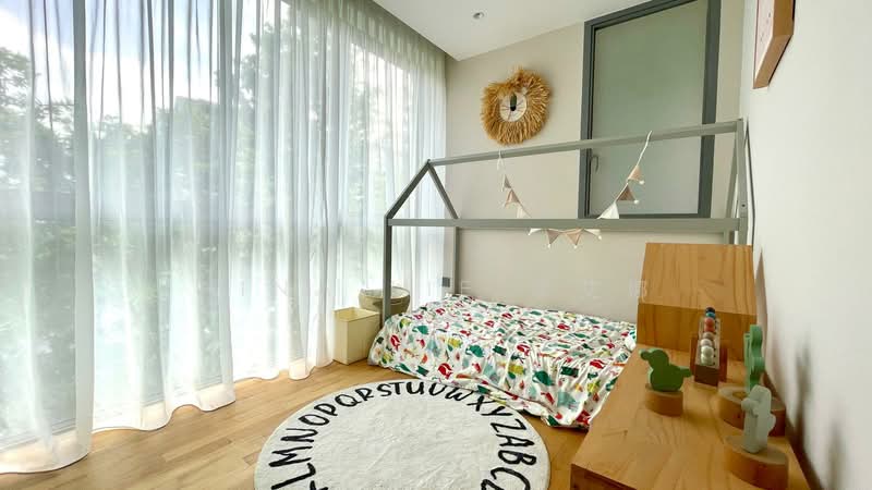 Landed Living with Full Condo Facilities, , 5 Bedrooms, 4,672 sqft, Town House For Sale, by Aina Lie 李艾娜, 500237218 - Bedroom - PropertyGuru.com.sg