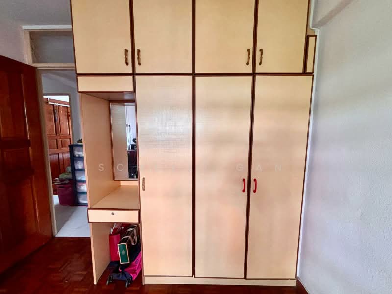 372 Clementi Avenue 4, 372 Clementi Avenue 4, Room Rental, 160 sqft, HDB Flat For Rent, by Schelle Gan, 500237220 - Interior - PropertyGuru.com.sg