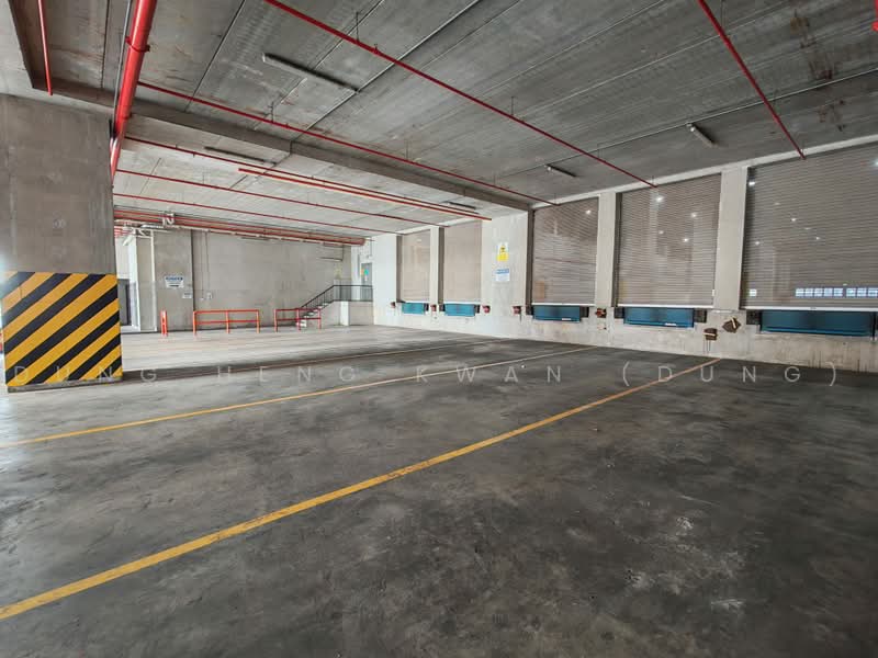 8m Ceiling + Direct Bays + Short Term, Tuas, 14,000 sqft, Warehouse For Rent, by Dung Heng Kwan (Dung), 500237230 - Car Park - CommercialGuru.com.sg