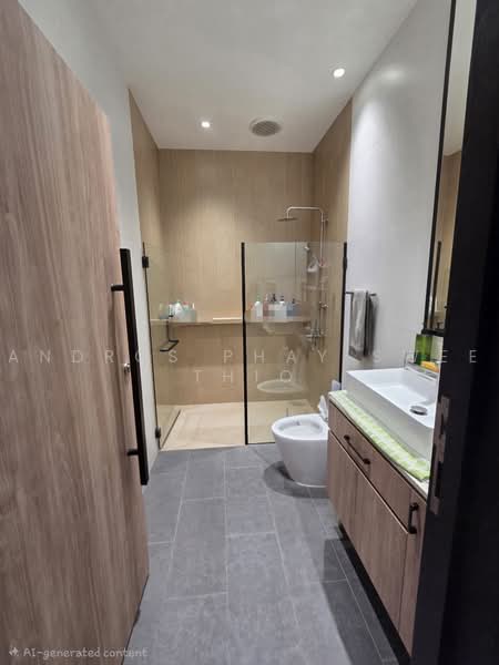 Beauty Garden, Punggol road, 4 Bedrooms, 2,500 sqft, Terraced House For Sale, by Andros Phay Swee Thio, 500237239 - Bathroom - PropertyGuru.com.sg