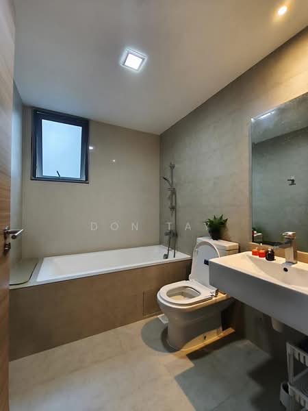 The Canopy, 85 Yishun Avenue 11, 4 Bedrooms, 1,356 sqft, Condominium For Sale, by Don Tay, 500237255 - Bathroom - PropertyGuru.com.sg