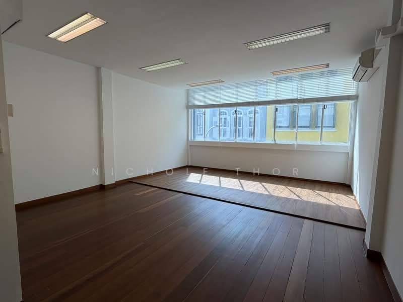 Tras st Level 3 with attic and exclusive use roof terrace, Chinatown / Tanjong Pagar, 2,500 sqft, Shop / Shophouse For Rent, by Nichole Thor, 500237260 - Interior - CommercialGuru.com.sg