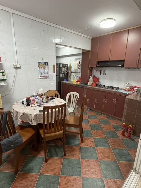 291A Bukit Batok Street 24, 291A Bukit Batok Street 24, 3 Bedrooms, 1,098 sqft, HDB Flat For Sale, by Lok Jyh Seng Vincent, 500237269 - Kitchen - PropertyGuru.com.sg