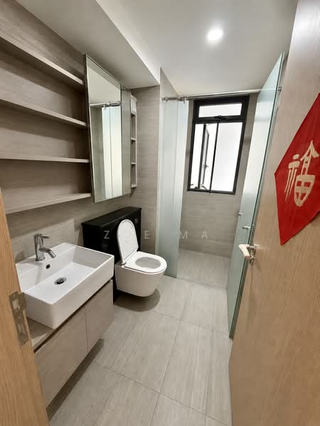 Parc Life, 33 Sembawang Crescent, 3 Bedrooms, 1,066 sqft, Condominium For Rent, by Zoe Ma, 500237280 - Bathroom - PropertyGuru.com.sg