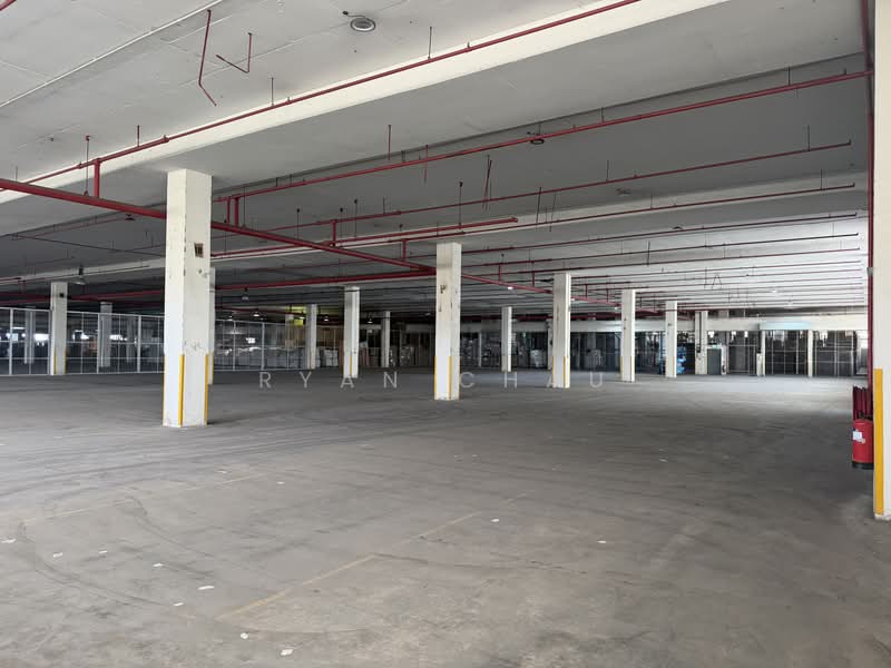 4.5m Clear | 10 Bays @ Jurong, Jurong, 40,000 sqft, Warehouse For Rent, by Ryan Chau, 500237284 - Interior - CommercialGuru.com.sg