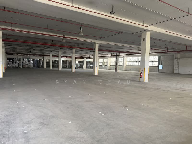 4.5m Clear | 10 Bays @ Jurong, Jurong, 40,000 sqft, Warehouse For Rent, by Ryan Chau, 500237284 - Interior - CommercialGuru.com.sg
