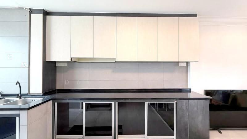 508 Hougang Avenue 10, 508 Hougang Avenue 10, 3 Bedrooms, 1,572 sqft, HDB Flat For Sale, by Damon Chua, 500237290 - Kitchen - PropertyGuru.com.sg