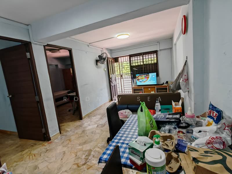 2 Dover Road, 2 Dover Road, 2 Bedrooms, 699 sqft, HDB Flat For Sale, by Rodney Sea, 500237297 - Living Room - PropertyGuru.com.sg