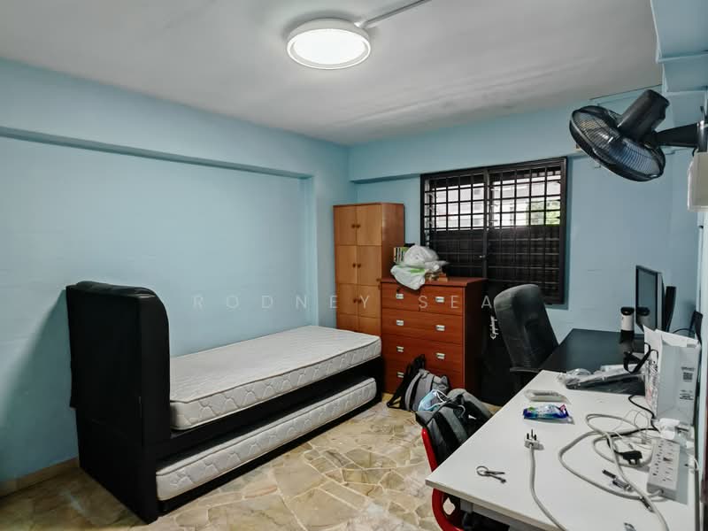 2 Dover Road, 2 Dover Road, 2 Bedrooms, 699 sqft, HDB Flat For Sale, by Rodney Sea, 500237297 - Bedroom 2 - PropertyGuru.com.sg