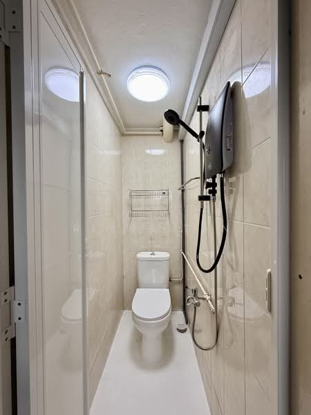 Lakeview Estate, 97B Upper Thomson Road, Ang Mo Kio / Bishan / Thomson, Room Rental, 300 sqft, Apartment For Rent, by Reena Tan, 500237303 - Bathroom - PropertyGuru.com.sg