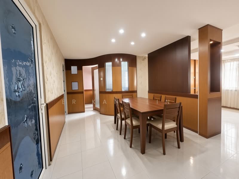656 Choa Chu Kang Crescent, 656 Choa Chu Kang Crescent, 4 Bedrooms, 1,302 sqft, HDB Flat For Sale, by Er Kang Lin, 500237310 - Dining Room - PropertyGuru.com.sg