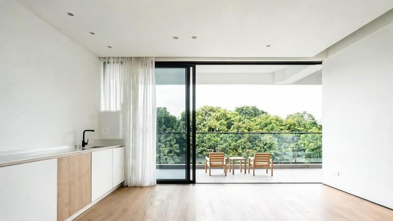 Treasure at Tampines, 15 Tampines Lane, 4 Bedrooms, 1,281 sqft, Condominium For Sale, by Damon Chua, 500237316 - Balcony - PropertyGuru.com.sg