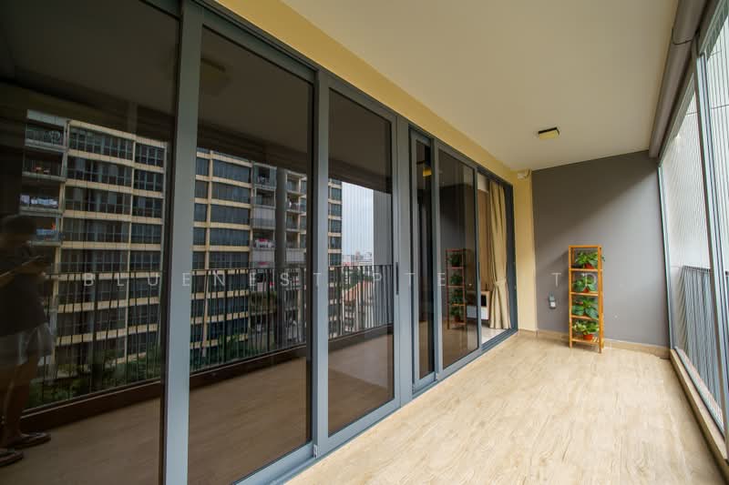 Hundred Palms Residences, 266 Yio Chu Kang Road, 5 Bedrooms, 1,528 sqft, Executive Condominium For Sale, by KENNETH CHUA, 500237320 - Balcony - PropertyGuru.com.sg