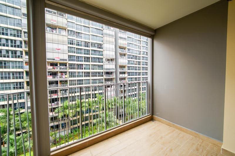 Hundred Palms Residences, 266 Yio Chu Kang Road, Hougang / Punggol / Sengkang, 5 Bedrooms, 1,528 sqft, Executive Condominium For Sale, by KENNETH CHUA, 500237320 - Balcony - PropertyGuru.com.sg