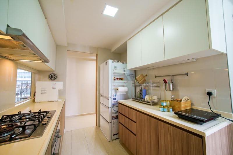 Hundred Palms Residences, 266 Yio Chu Kang Road, Hougang / Punggol / Sengkang, 5 Bedrooms, 1,528 sqft, Executive Condominium For Sale, by KENNETH CHUA, 500237320 - Kitchen - PropertyGuru.com.sg