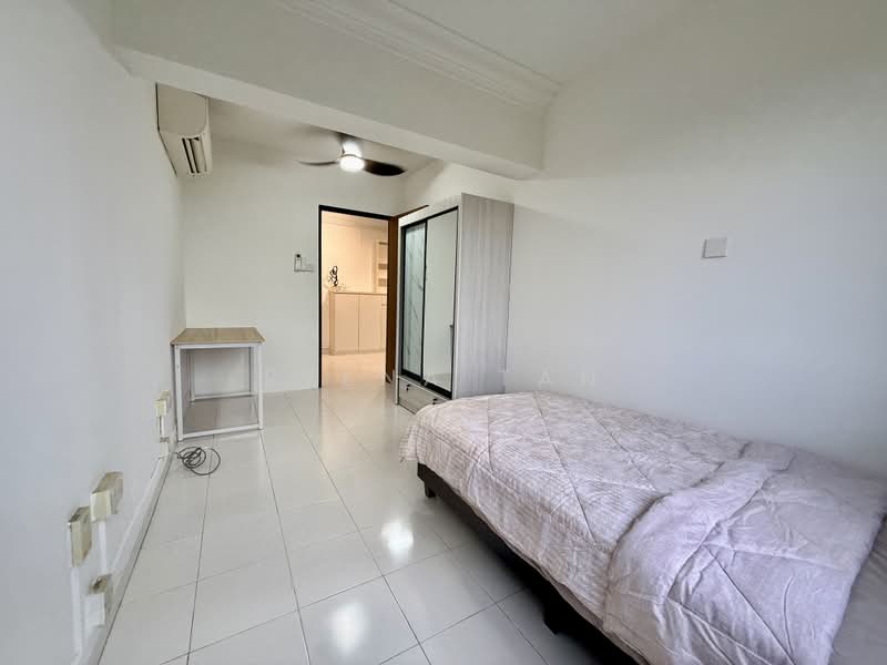 Lakeview Estate, 97B Upper Thomson Road, Ang Mo Kio / Bishan / Thomson, Room Rental, 150 sqft, Apartment For Rent, by Reena Tan, 500237324 - Bedroom - PropertyGuru.com.sg