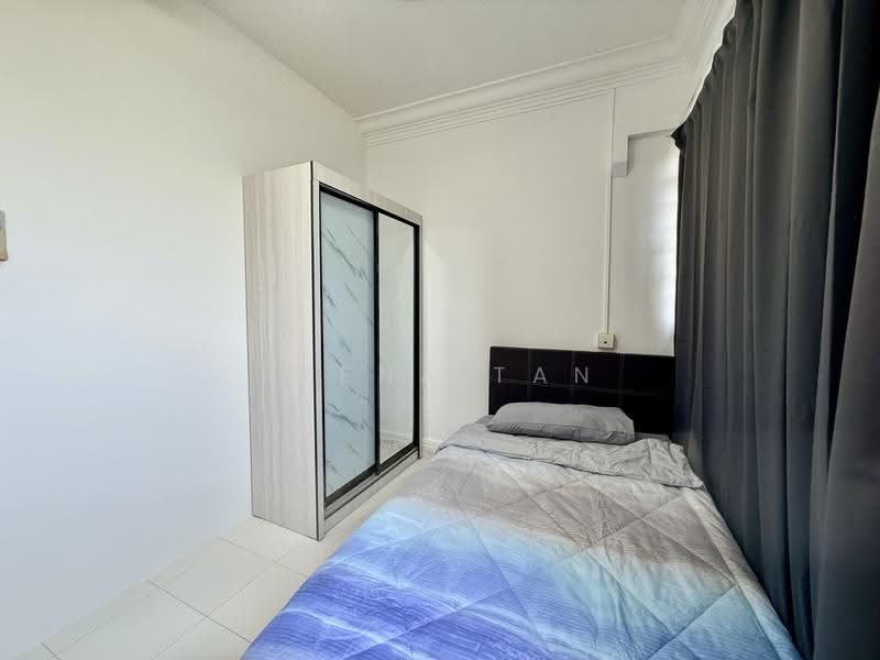 Lakeview Estate, 97B Upper Thomson Road, Ang Mo Kio / Bishan / Thomson, Room Rental, 150 sqft, Apartment For Rent, by Reena Tan, 500237324 - Bedroom - PropertyGuru.com.sg
