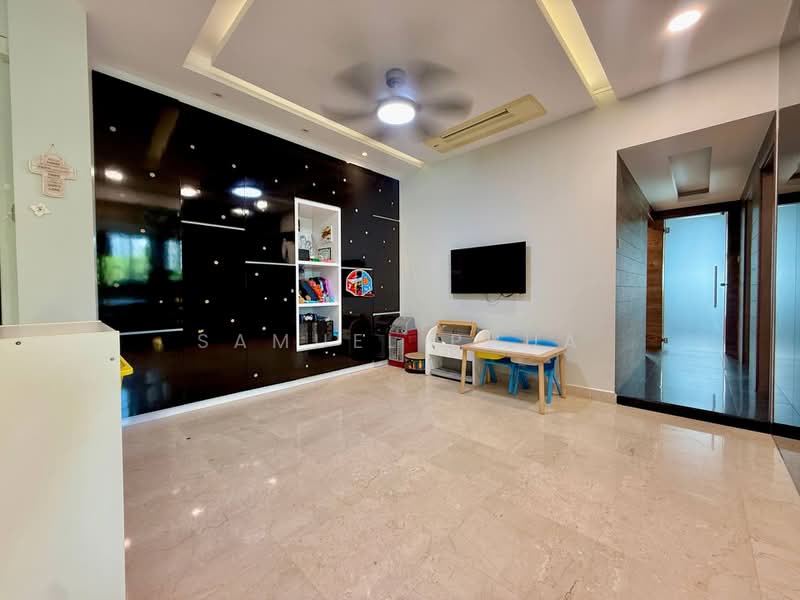 Astor Green, 7 Pine Grove, 3 Bedrooms, 1,528 sqft, Condominium For Sale, by Samuel Phua, 500237333 - Living Room - PropertyGuru.com.sg