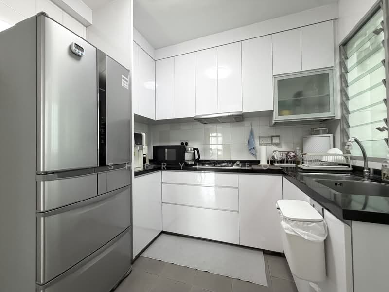 305B Punggol Road, 305B Punggol Road, 2 Bedrooms, 721 sqft, HDB Flat For Sale, by Sheryl Yeo, 500237335 - Kitchen - PropertyGuru.com.sg