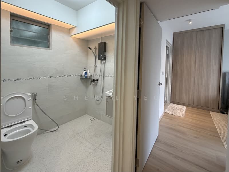 305B Punggol Road, 305B Punggol Road, 2 Bedrooms, 721 sqft, HDB Flat For Sale, by Sheryl Yeo, 500237335 - Bathroom - PropertyGuru.com.sg
