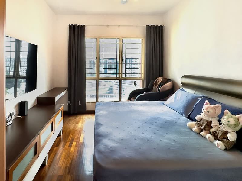 The Rivervale, 1 Rivervale Link, 3 Bedrooms, 1,302 sqft, Condominium For Sale, by Alyssa Peh, 500237336 - Master Bedroom - PropertyGuru.com.sg