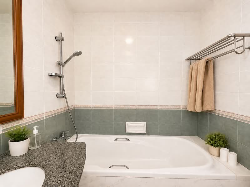 The Rivervale, 1 Rivervale Link, 3 Bedrooms, 1,302 sqft, Condominium For Sale, by Alyssa Peh, 500237336 - Bathroom - PropertyGuru.com.sg