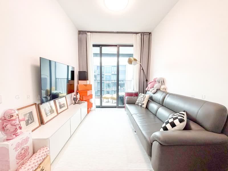 Treasure at Tampines, 47 Tampines Lane, 2 Bedrooms, 678 sqft, Condominium For Sale, by Graycin Wang Wei Ru, 500237344 - Living Room - PropertyGuru.com.sg