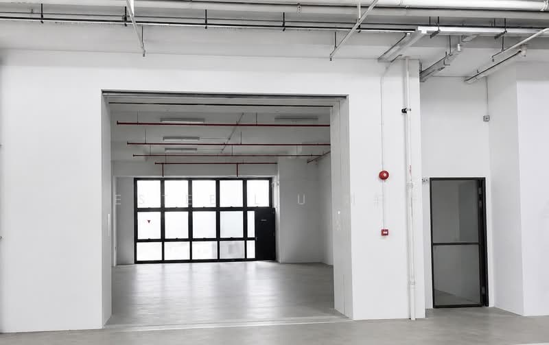 Woodlands Horizon, 31 Woodlands close, 1,701 sqft, Light Industrial (B1) For Sale, by Estee Liu 刘轩宁, 500237352 - Interior - CommercialGuru.com.sg