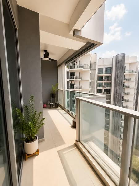 Thomson Grand, 17 Sin Ming Walk, 2 Bedrooms, 969 sqft, Condominium For Sale, by Amanda Wong, 500237353 - Balcony - PropertyGuru.com.sg