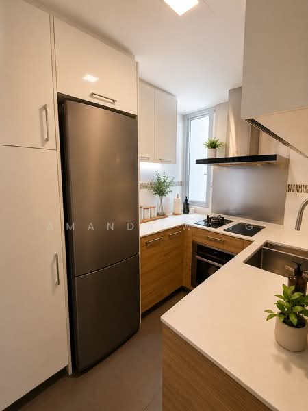 Thomson Grand, 17 Sin Ming Walk, 2 Bedrooms, 969 sqft, Condominium For Sale, by Amanda Wong, 500237353 - Kitchen - PropertyGuru.com.sg