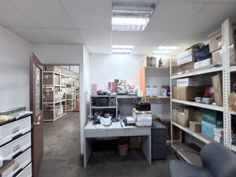 Tong Lee Building, 35 Kallang Pudding Road, 1,300 sqft, Light Industrial (B1) For Rent, by Jacob Ong, 500237359 - Interior - CommercialGuru.com.sg