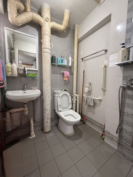 121 Mcnair Road, 121 Mcnair Road, 3 Bedrooms, 1,108 sqft, HDB Flat For Sale, by Joe Wong, 500237360 - PropertyGuru.com.sg