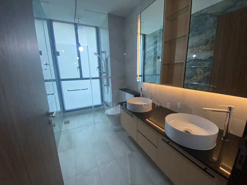 Belgravia Ace, 379 Belgravia Drive, Seletar / Yio Chu Kang, 5 Bedrooms, 3,929 sqft, Semi-Detached House For Sale, by Lim Sue Chee, 500237364 - Bathroom - PropertyGuru.com.sg