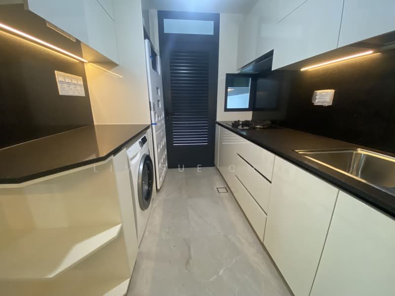 Belgravia Ace, 379 Belgravia Drive, Seletar / Yio Chu Kang, 5 Bedrooms, 3,929 sqft, Semi-Detached House For Sale, by Lim Sue Chee, 500237364 - Kitchen - PropertyGuru.com.sg