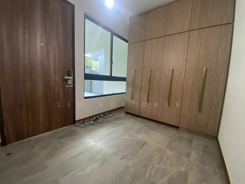 Belgravia Ace, 379 Belgravia Drive, Seletar / Yio Chu Kang, 5 Bedrooms, 3,929 sqft, Semi-Detached House For Sale, by Lim Sue Chee, 500237364 - Entrance - PropertyGuru.com.sg