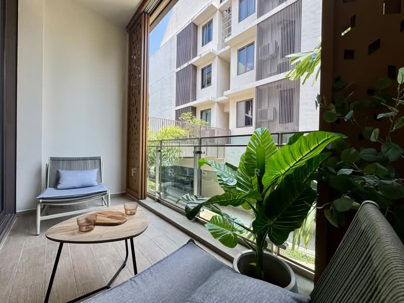 Parksuites, 18 Holland Grove Road, 2 Bedrooms, 786 sqft, Condominium For Sale, by Faris Ar, 500237371 - Balcony - PropertyGuru.com.sg