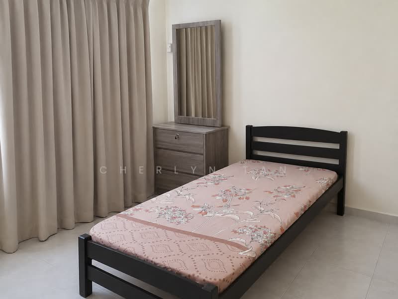 768 Yishun Avenue 3, 768 Yishun Avenue 3, Room Rental, 100 sqft, HDB Flat For Rent, by Cherlyn Tan, 500237375 - Bedroom - PropertyGuru.com.sg