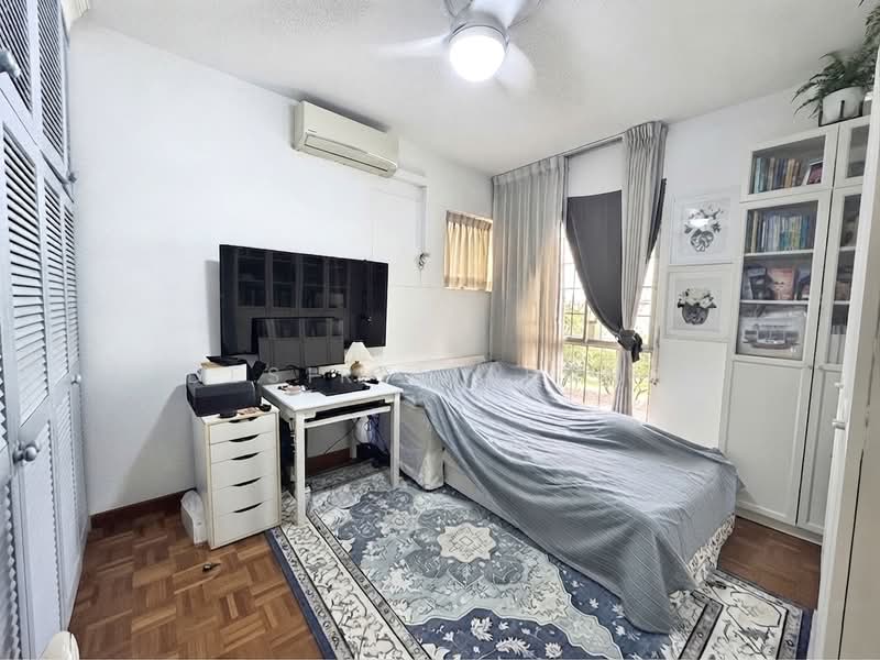 Bullion Park, 160 Lentor Loop, 3 Bedrooms, 1,260 sqft, Condominium For Sale, by Desiree Leung, 500237390 - Bedroom - PropertyGuru.com.sg