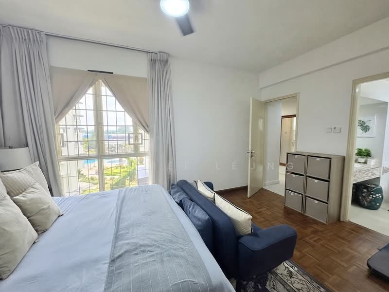 Bullion Park, 160 Lentor Loop, 3 Bedrooms, 1,260 sqft, Condominium For Sale, by Desiree Leung, 500237390 - Master Bedroom - PropertyGuru.com.sg