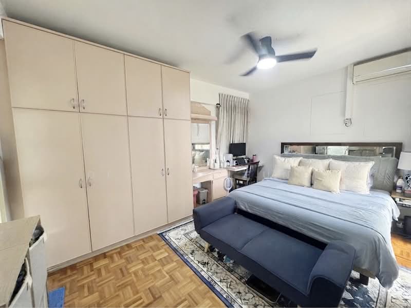 Bullion Park, 160 Lentor Loop, 3 Bedrooms, 1,260 sqft, Condominium For Sale, by Desiree Leung, 500237390 - Master Bedroom - PropertyGuru.com.sg
