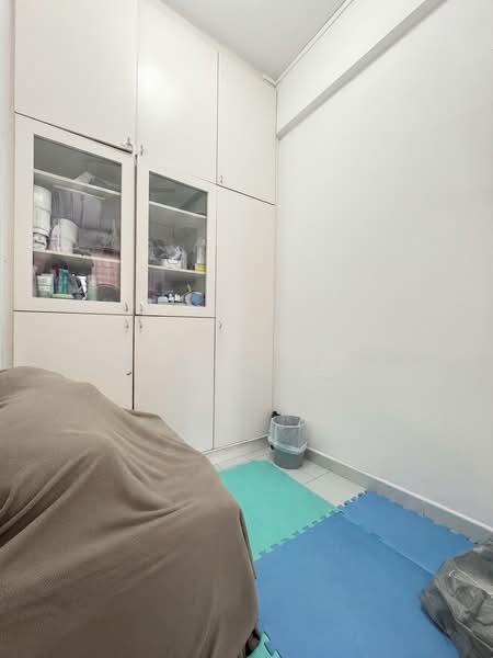 Bullion Park, 160 Lentor Loop, 3 Bedrooms, 1,260 sqft, Condominium For Sale, by Desiree Leung, 500237390 - Utility Room - PropertyGuru.com.sg
