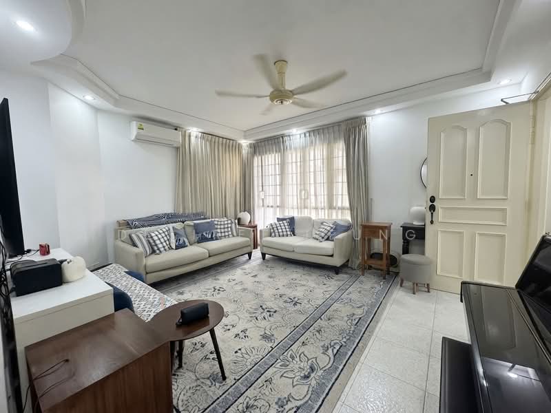 Bullion Park, 160 Lentor Loop, 3 Bedrooms, 1,260 sqft, Condominium For Sale, by Desiree Leung, 500237390 - Living Room - PropertyGuru.com.sg