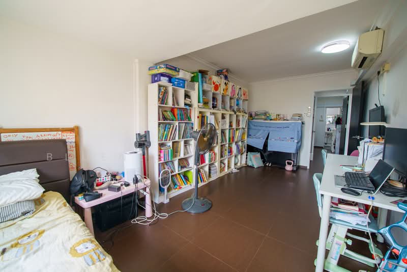502 Ang Mo Kio Avenue 5, 502 Ang Mo Kio Avenue 5, 2 Bedrooms, 882 sqft, HDB Flat For Sale, by KENNETH CHUA, 500237393 - Common Room - PropertyGuru.com.sg