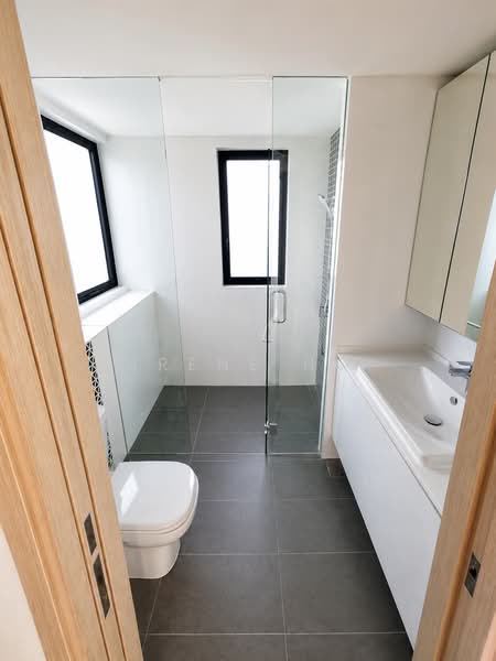 Kovan Jewel, 51 Kovan Road, 4 Bedrooms, 1,991 sqft, Condominium For Sale, by Irene Ho, 500237402 - Bathroom - PropertyGuru.com.sg