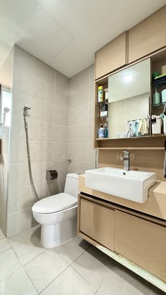 The Canopy, 81 Yishun Avenue 11, Sembawang / Yishun, 3 Bedrooms, 1,195 sqft, Condominium For Sale, by Cherrie Ho, 500237407 - Bathroom - PropertyGuru.com.sg