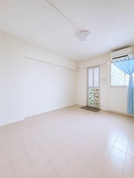721 Yishun Street 71, 721 Yishun Street 71, 3 Bedrooms, 904 sqft, HDB Flat For Sale, by Yvonne Koh, 500237415 - PropertyGuru.com.sg